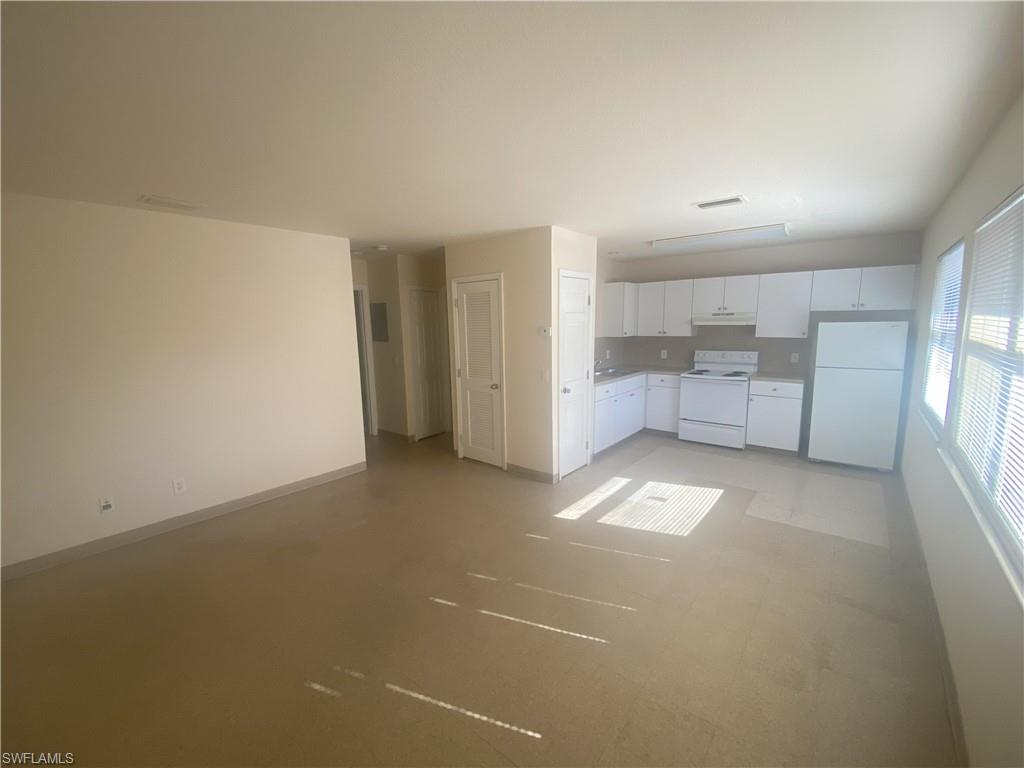 2920 Jackson ST photo 8