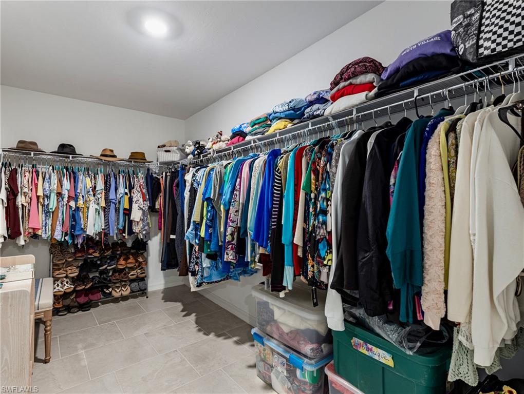3801 Treasure Oak WAY photo 18