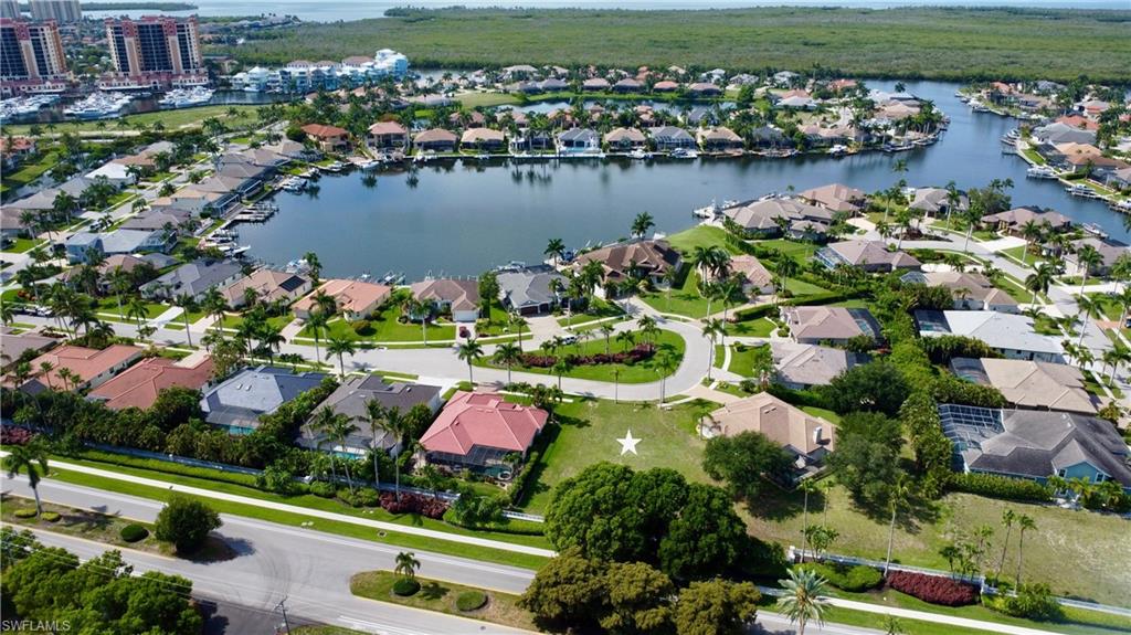 1907 Lagoon LN
