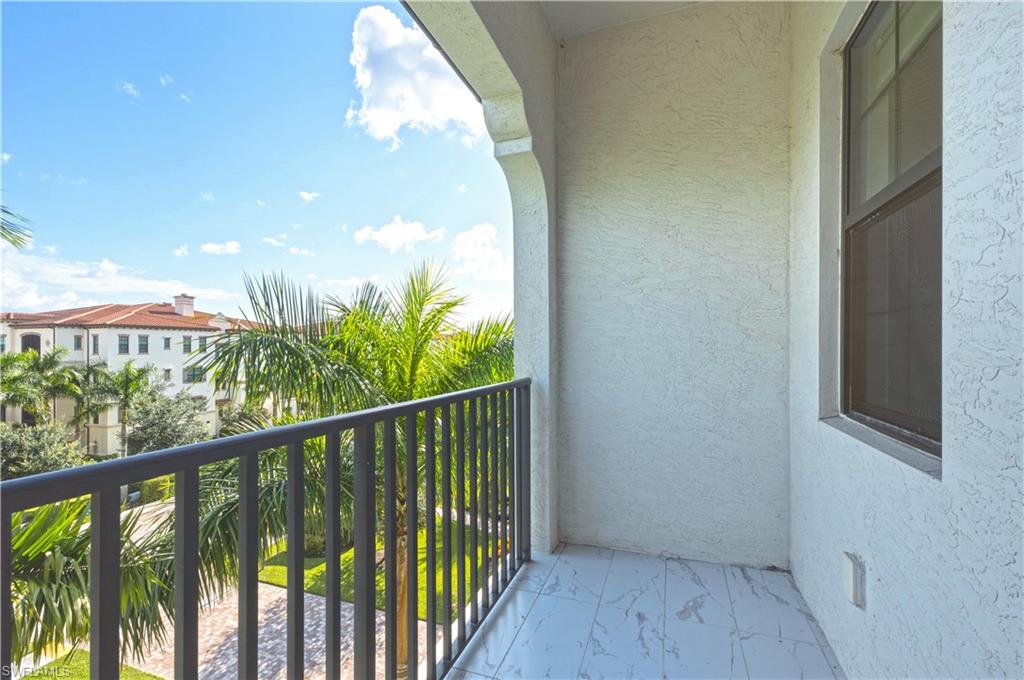 16374 Viansa WAY 301 photo 49