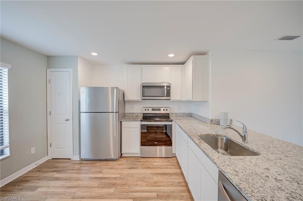 150 Blackstone DR photo 7