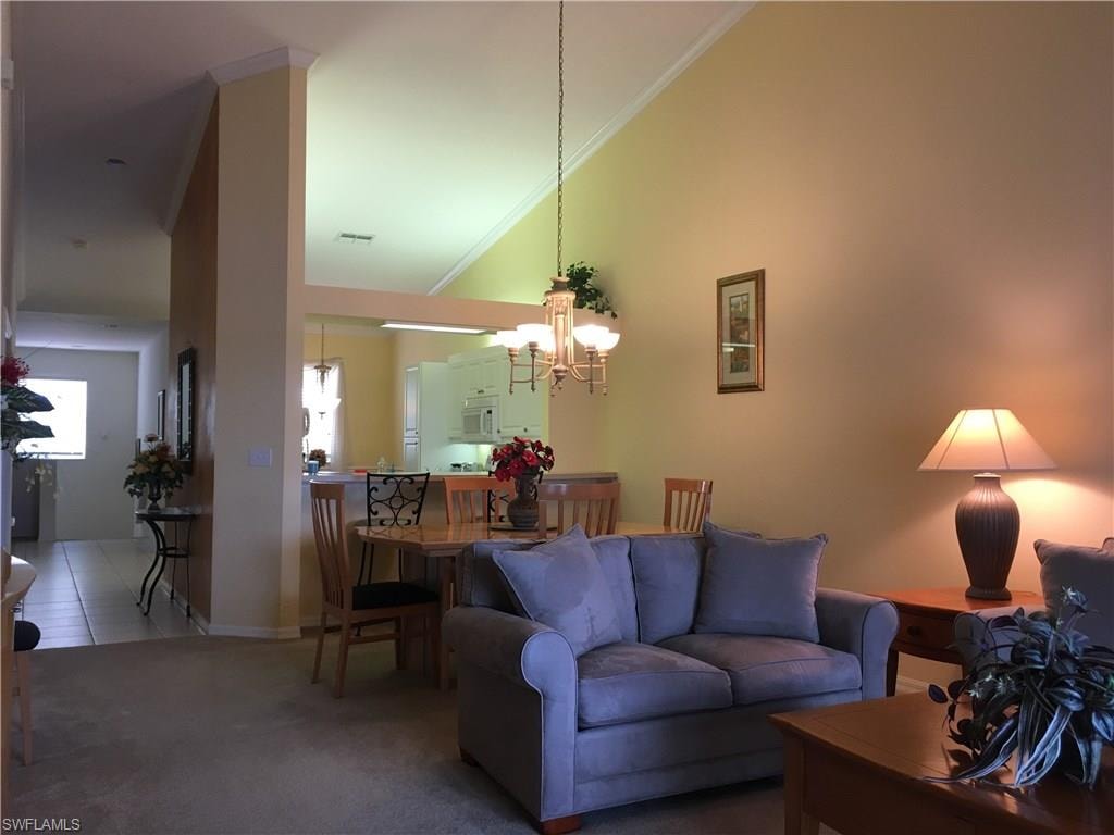 Great room floor plan with vaulted ceilings