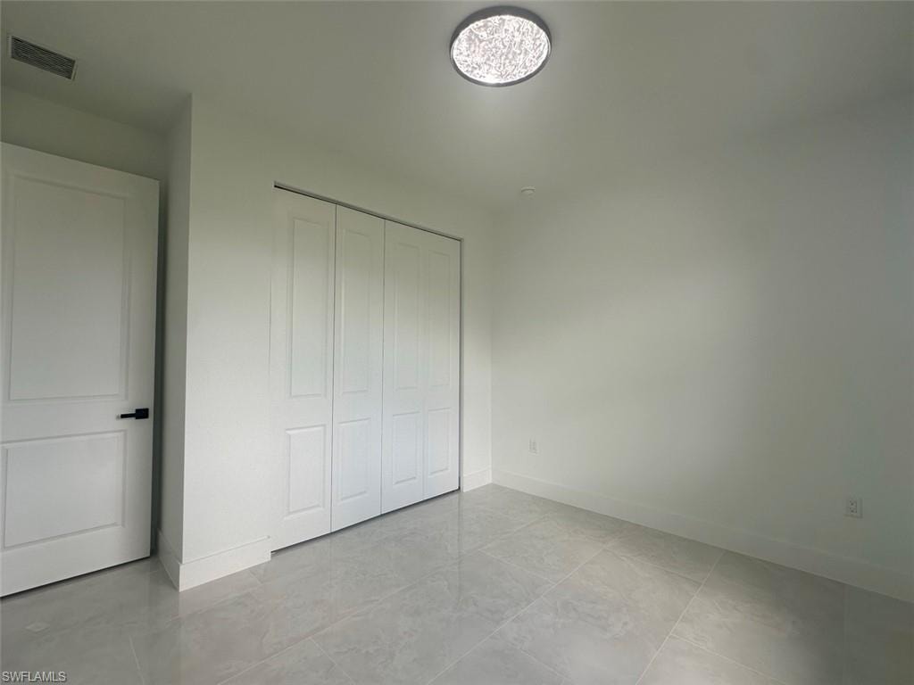 547 Eisenhower BLVD photo 18