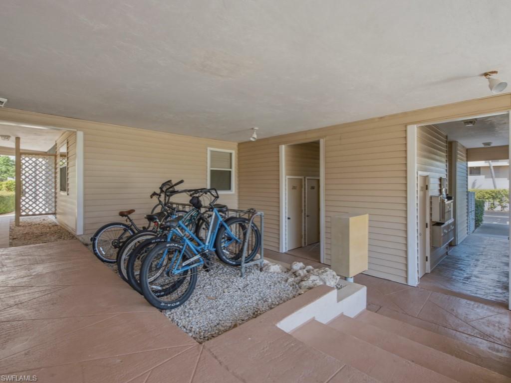1060 Swallow AVE 107 photo 24
