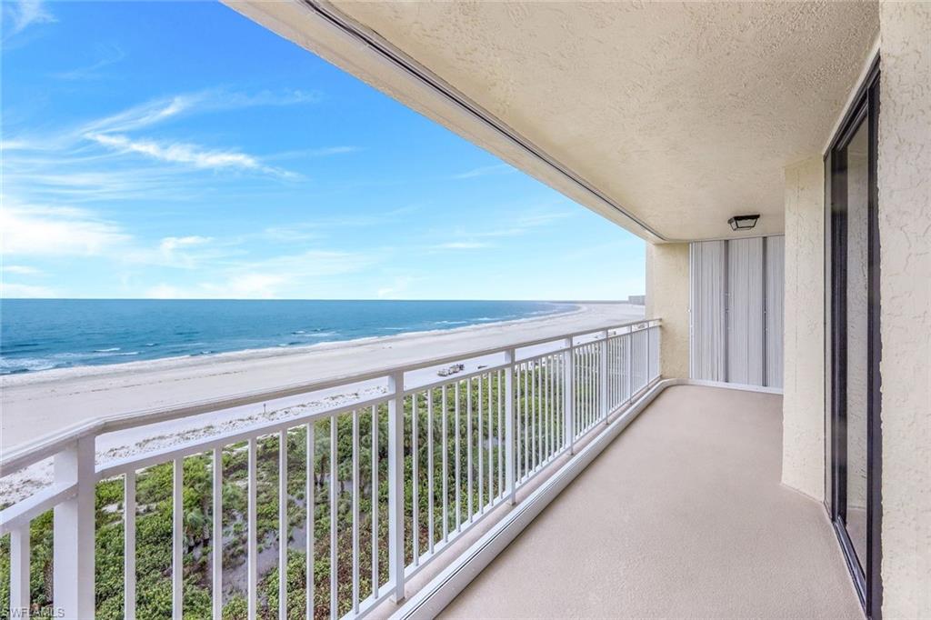 Wrap A Round Balcony