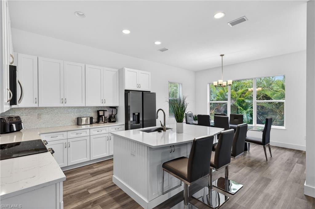 7753 Victoria Cove CT photo 9