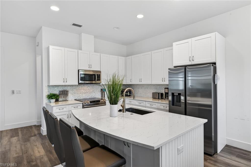 7753 Victoria Cove CT photo 11