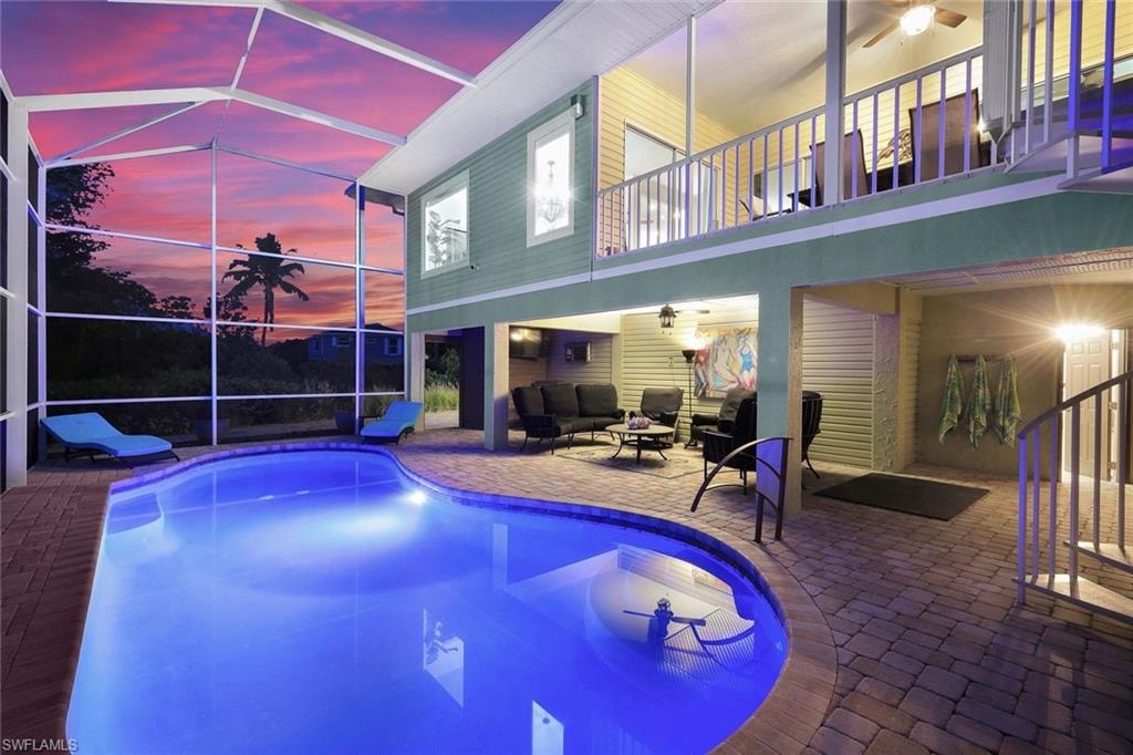 Fall in LOVE with this space - day and night!