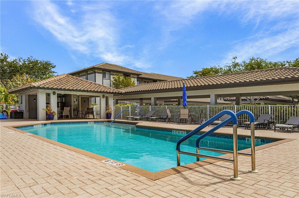 9900 Sunset Cove LN 114 photo 27