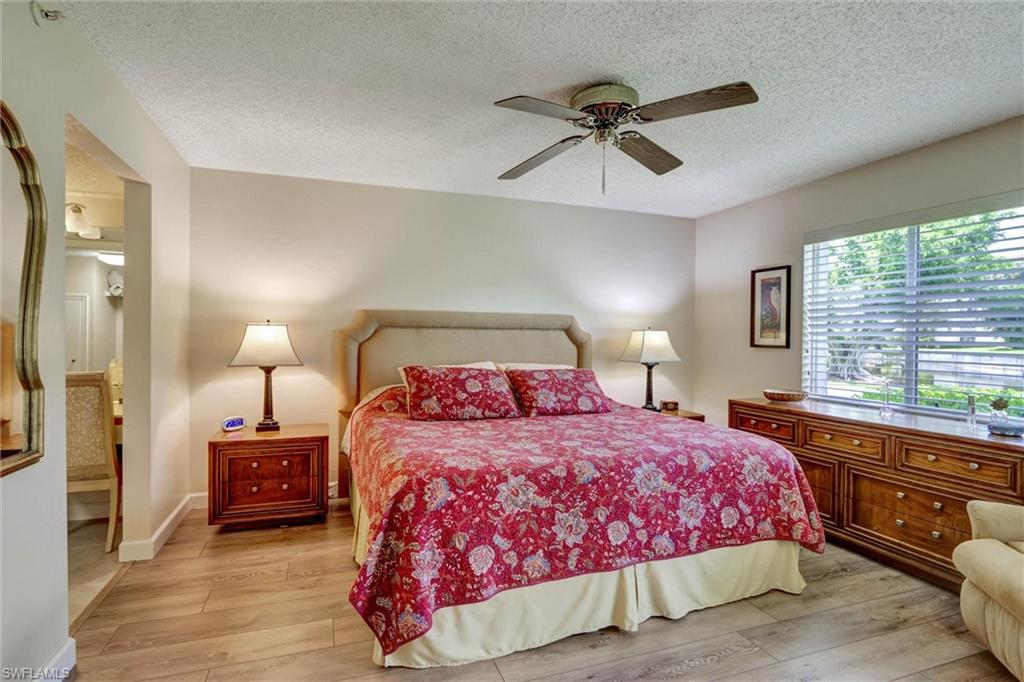 9900 Sunset Cove LN 114 photo 12