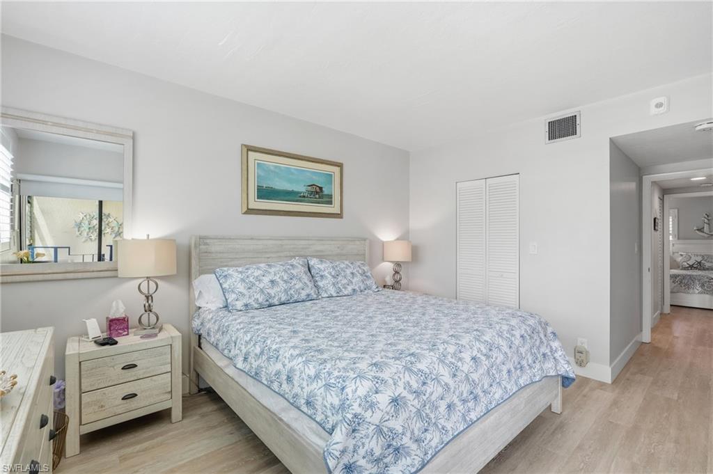 803 River Point DR 107B photo 7