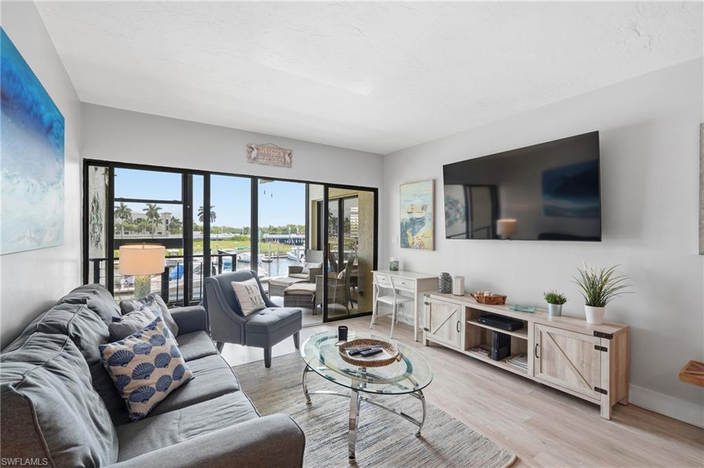 803 River Point DR 107B photo 18