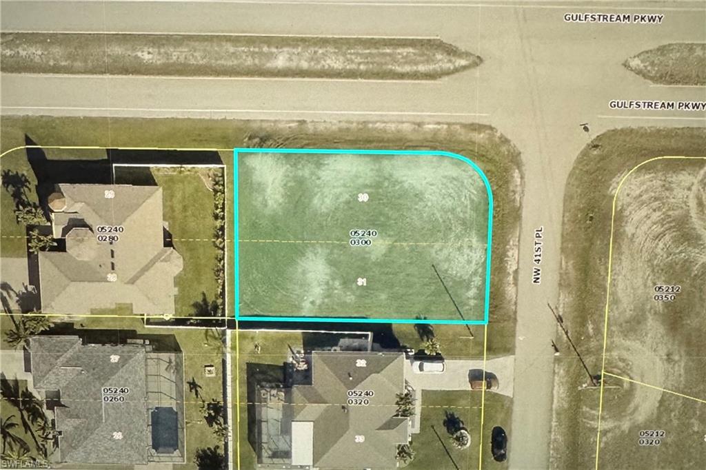 1540 NW 41st PL