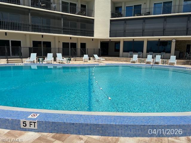 LARGE POOL !