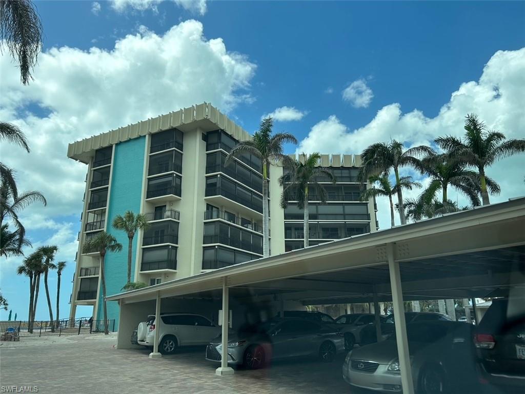 EXTERIOR FRONT RIGHT ON THE BEACH!