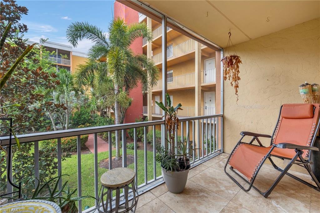 2366 E Mall DR 213 photo 17