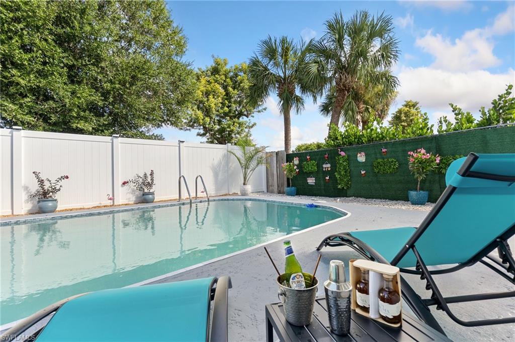 3163 Key LN photo 6