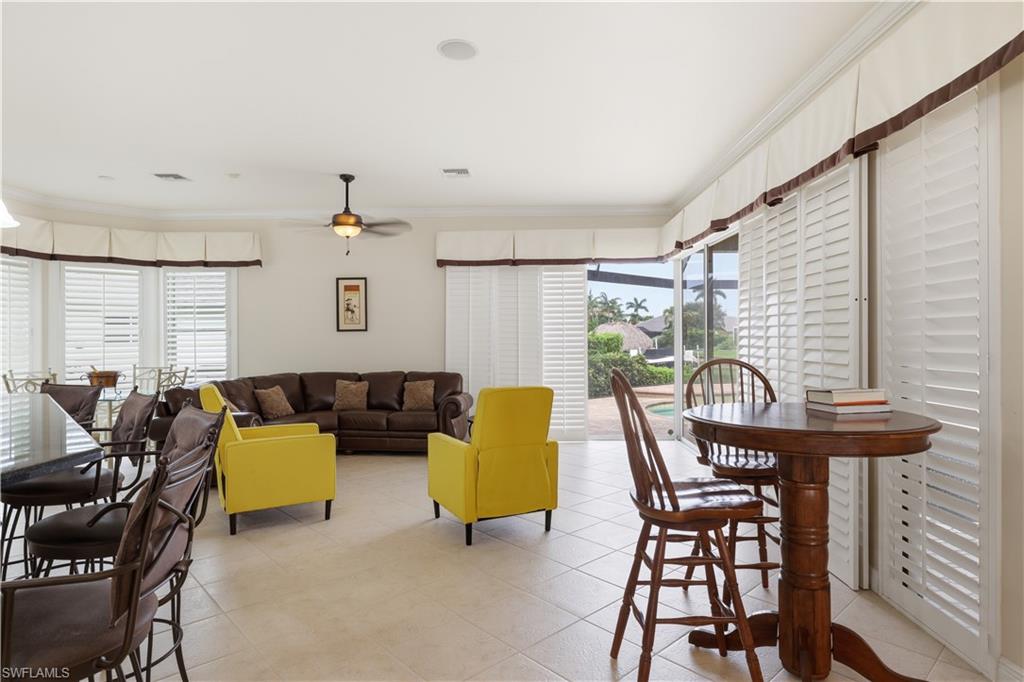 3622 Oasis BLVD photo 9
