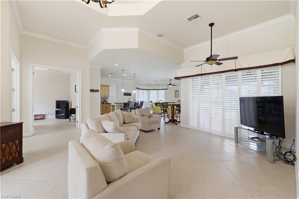 3622 Oasis BLVD photo 11