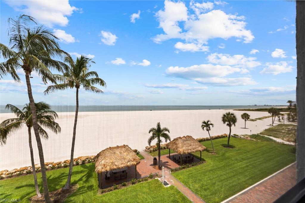 6400 Estero BLVD 301