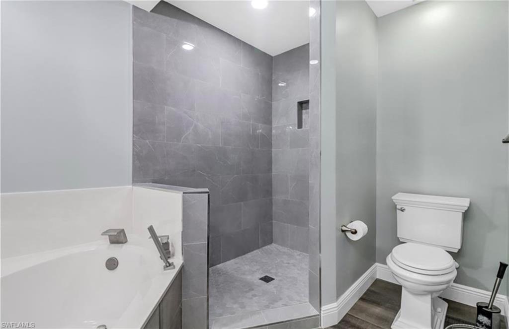 410 Bayfront PL 2307 photo 17