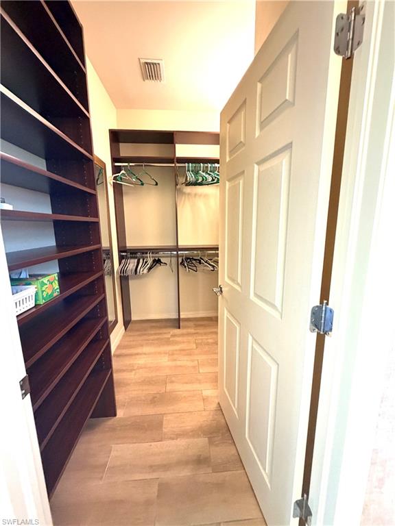 8736 Querce CT photo 16