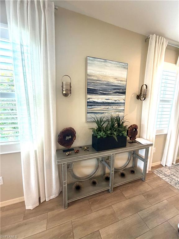 8736 Querce CT