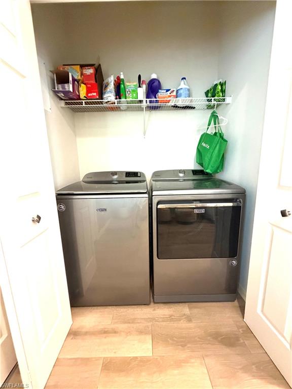 8736 Querce CT photo 32