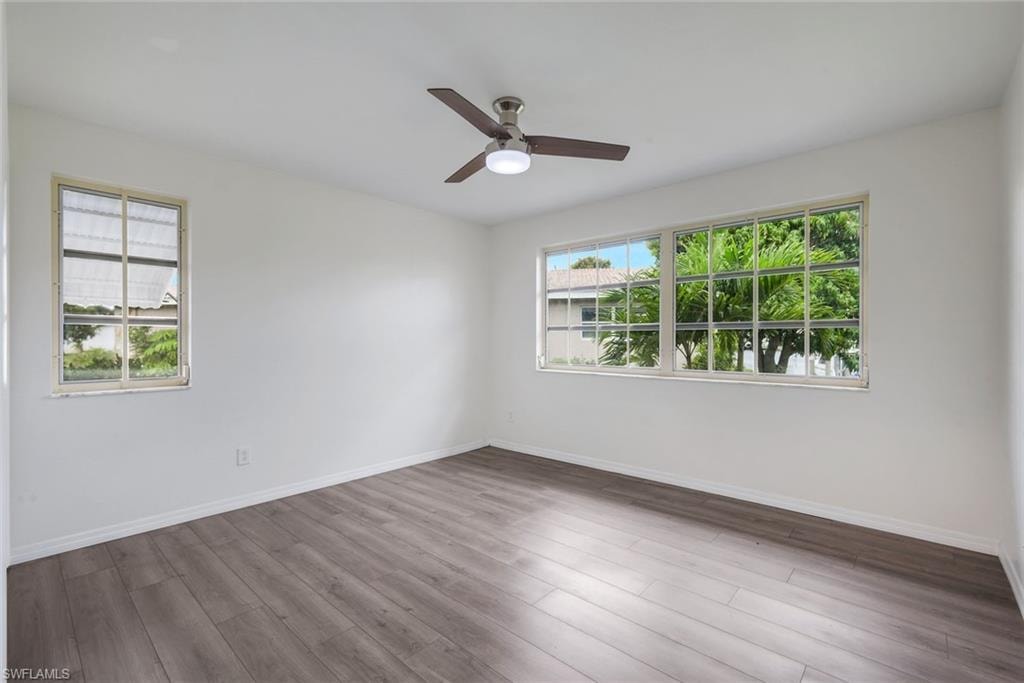 2700 W Marion AVE photo 22