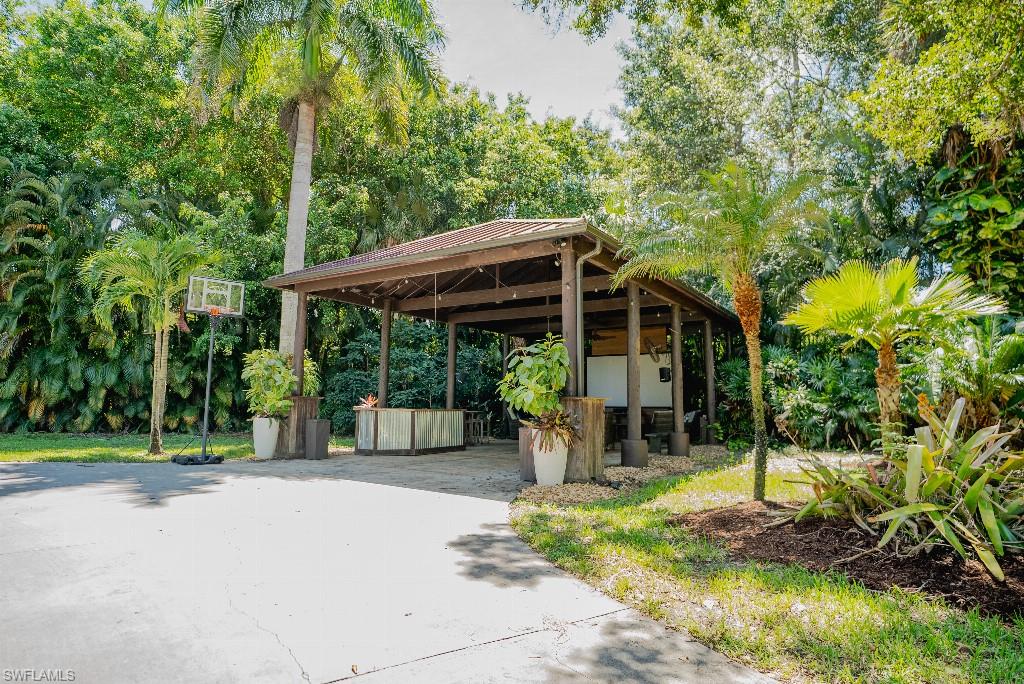 6100 Dogwood WAY photo 30
