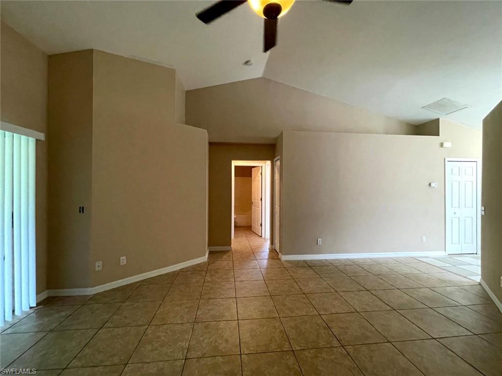 906 Cape Coral PKY W