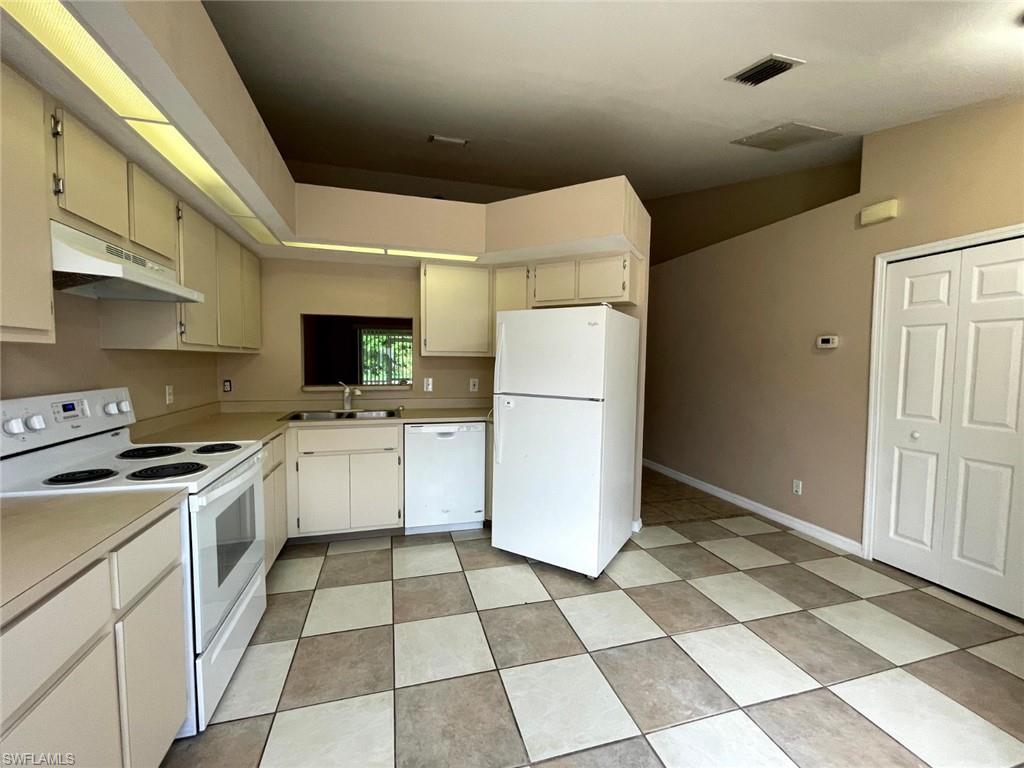 906 Cape Coral PKY W photo 10