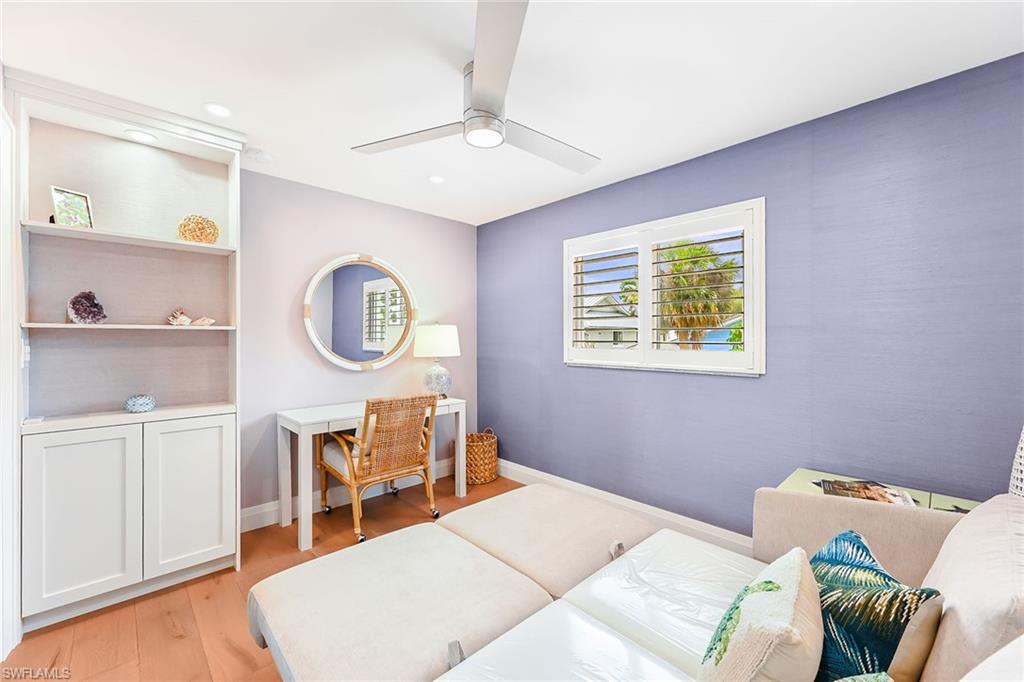 Work Station