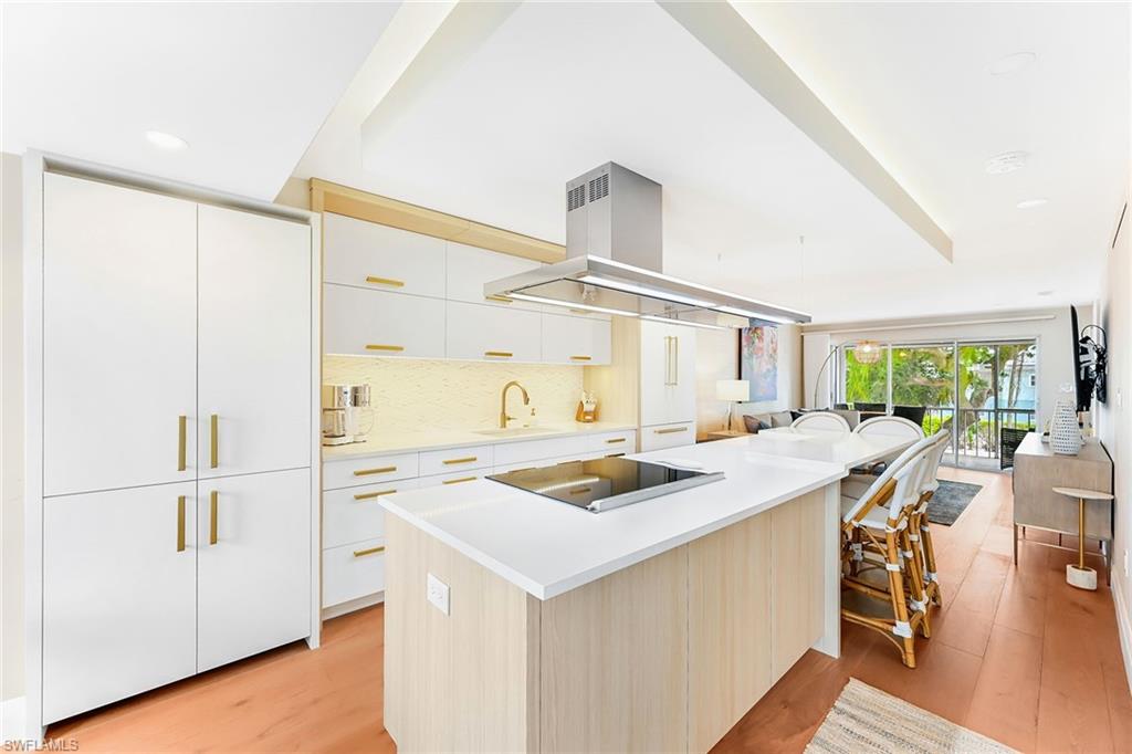 Island kitchen