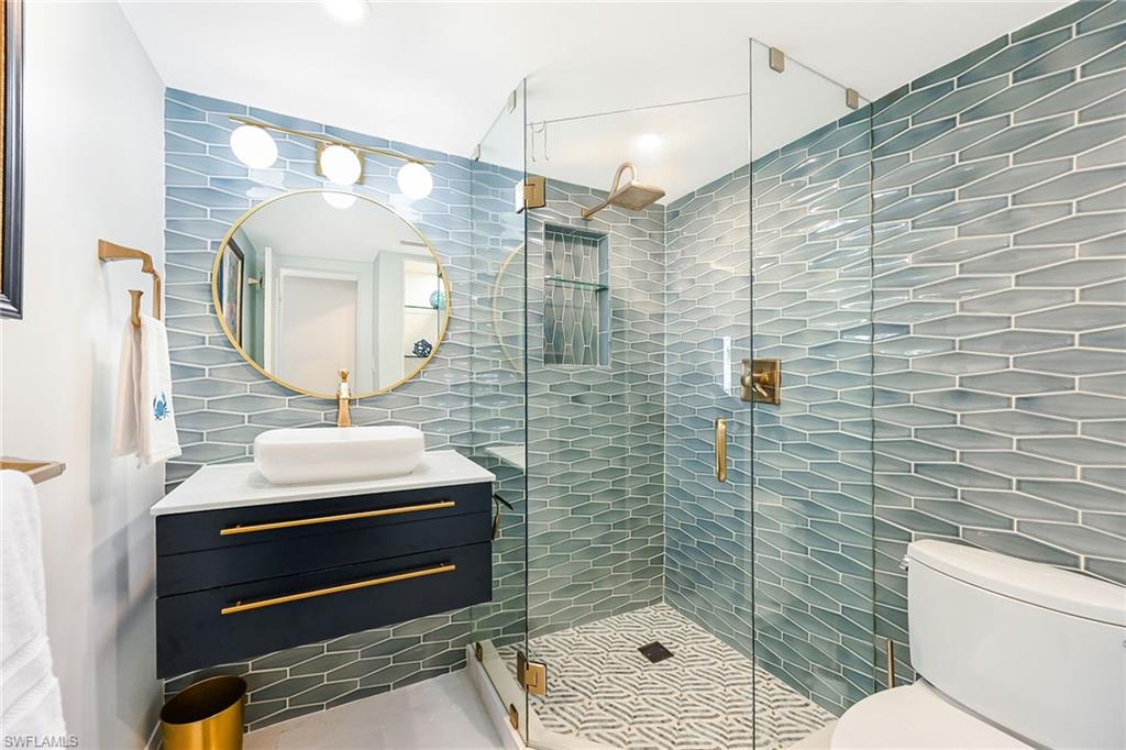 2nd Bathroom