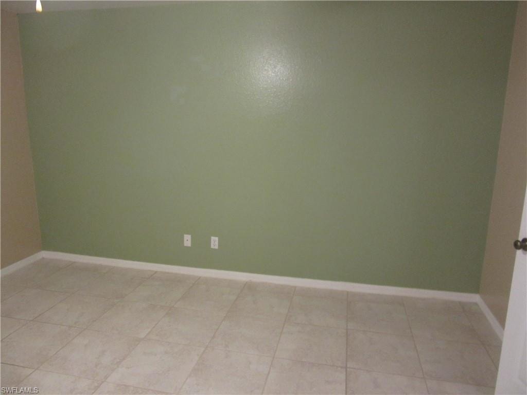 271 SW 4th ST 271 photo 13
