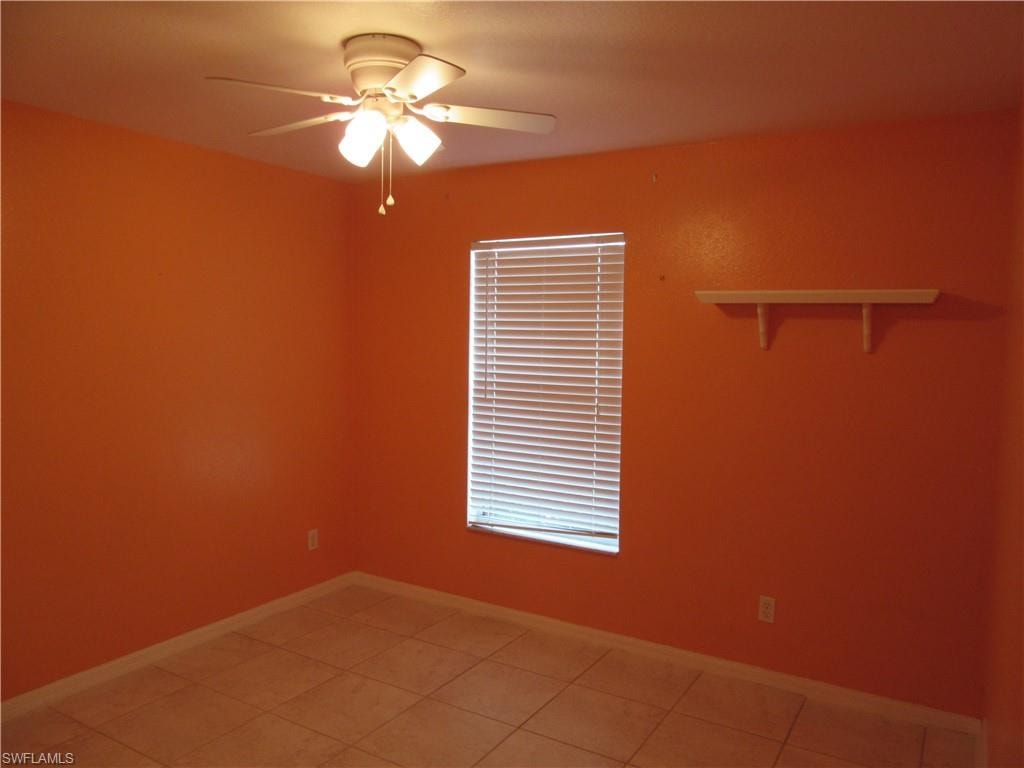 271 SW 4th ST 271