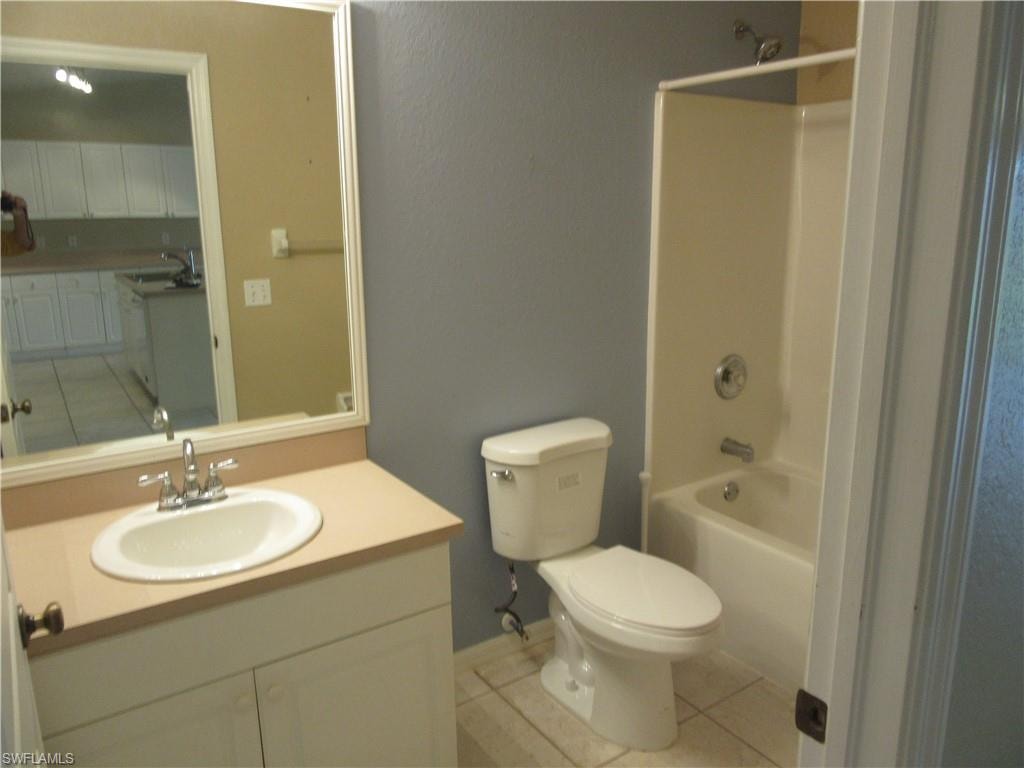 271 SW 4th ST 271 photo 8