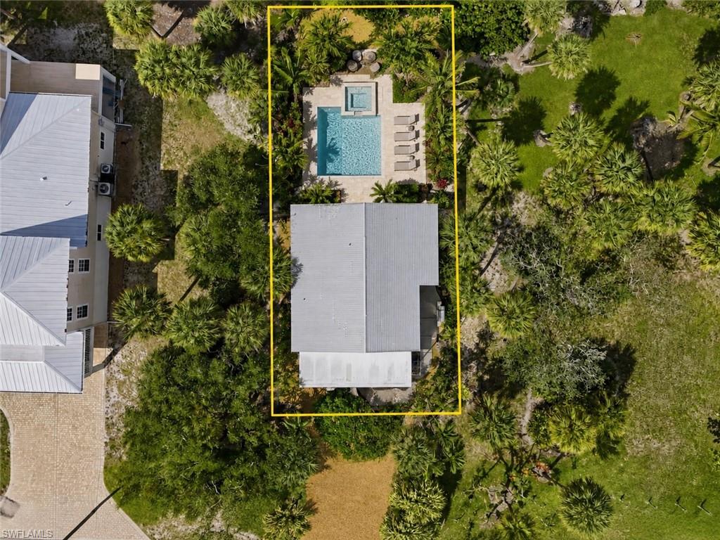 AI RENDERING with virtually added pool and spa