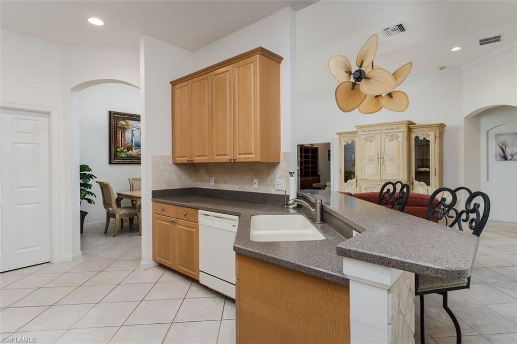 15821 Delaplata LN photo 13