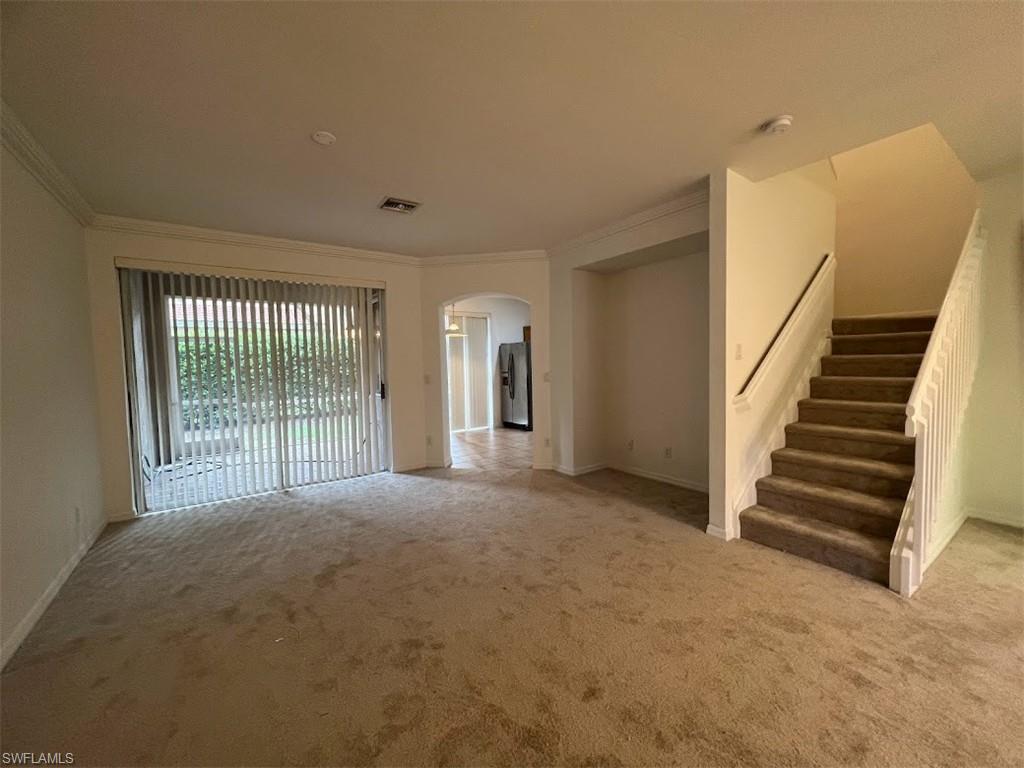 9634 Roundstone CIR