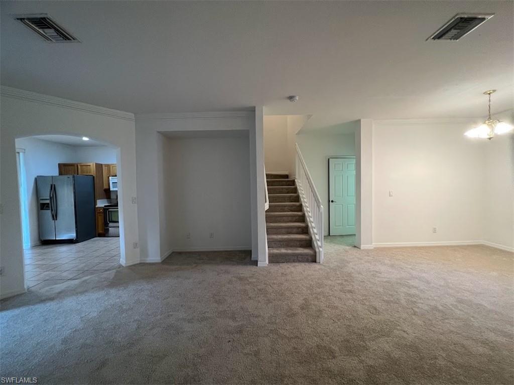 9634 Roundstone CIR