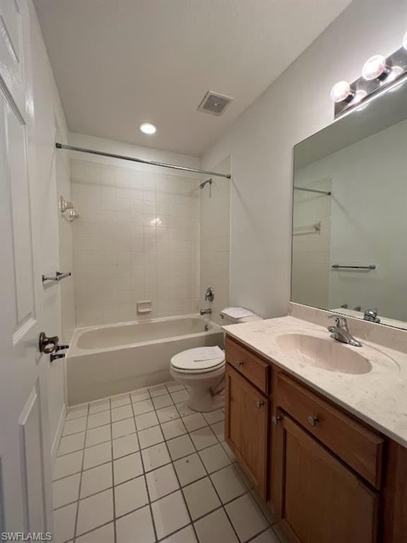 9634 Roundstone CIR photo 10