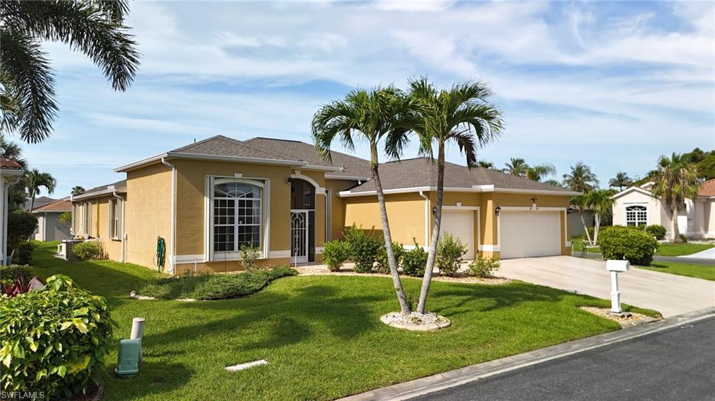 Presenting 8904 Baytowne Loop!