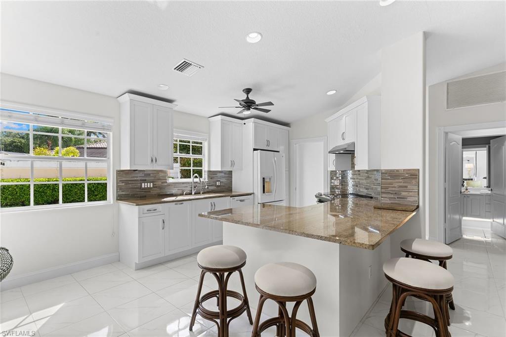 3210 Barbados LN photo 7
