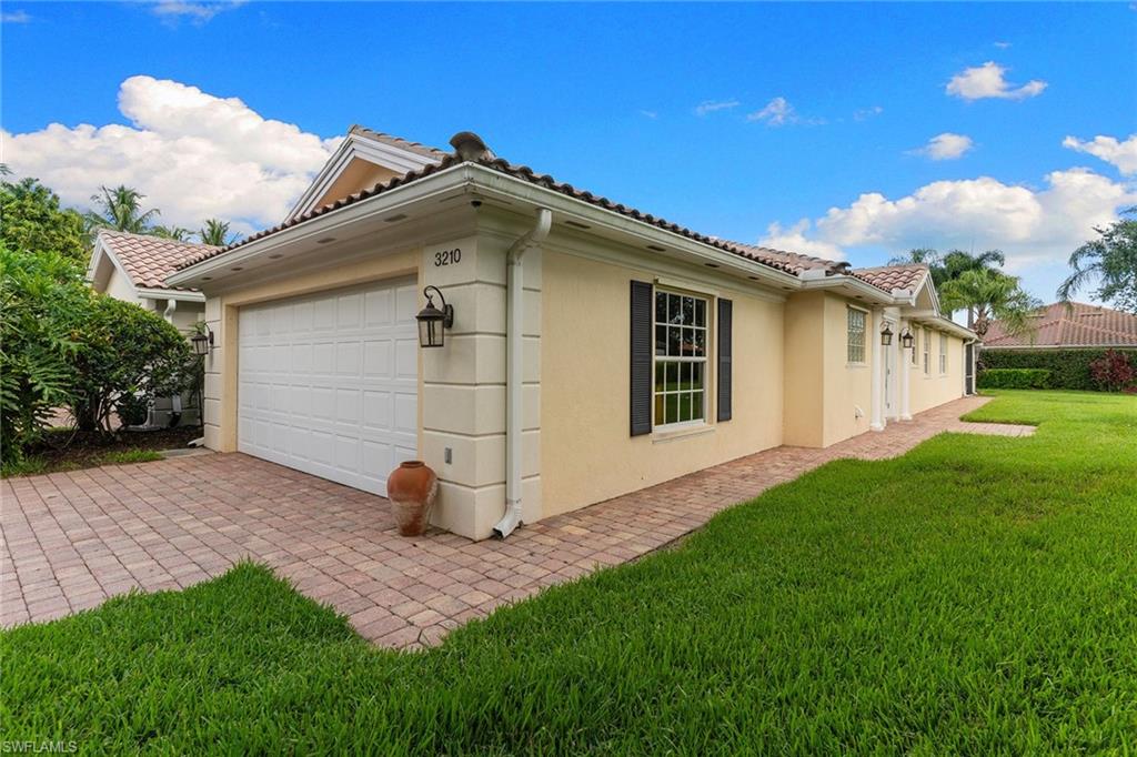 3210 Barbados LN photo 32