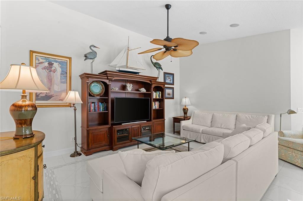 3210 Barbados LN photo 9
