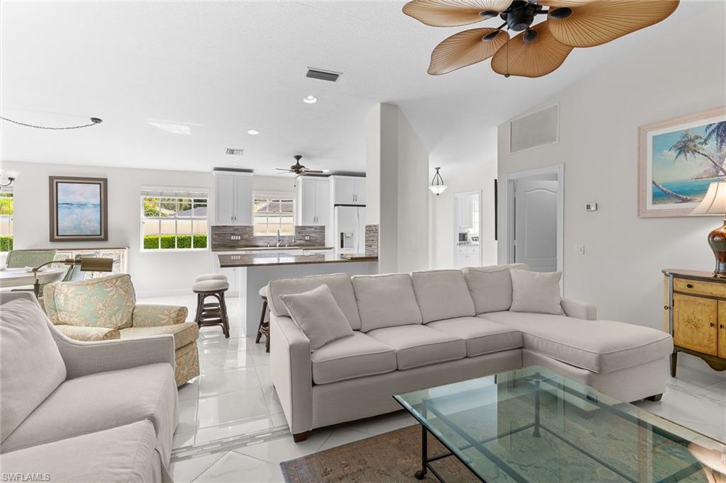 3210 Barbados LN photo 10