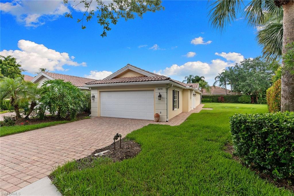 3210 Barbados LN photo 33