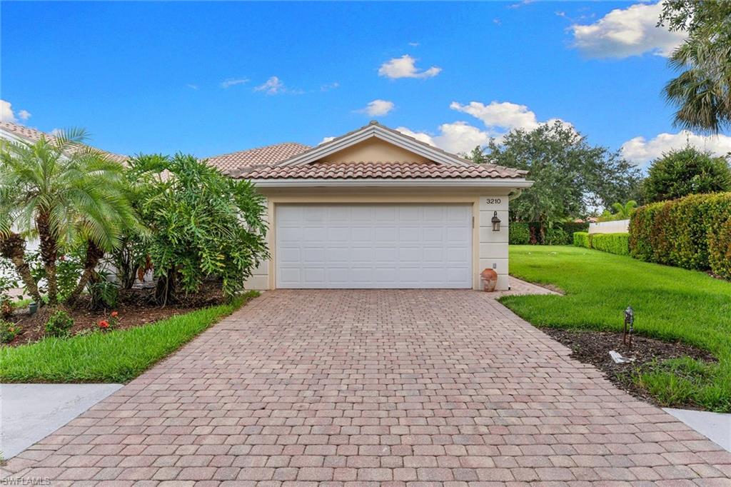 3210 Barbados LN photo 31